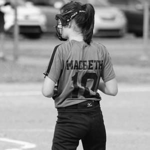 Meet your Posher, Loralee